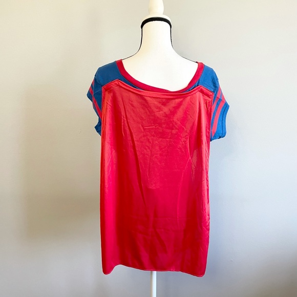Superman caped Halloween costume graphic tee - Picture 5 of 7